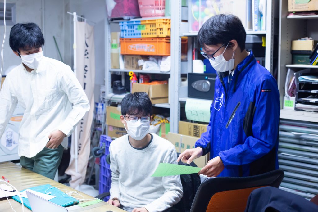 Macintosh HD:Users:nishimichi:Desktop:中実大谷さん_photo:IMG_8595.jpg